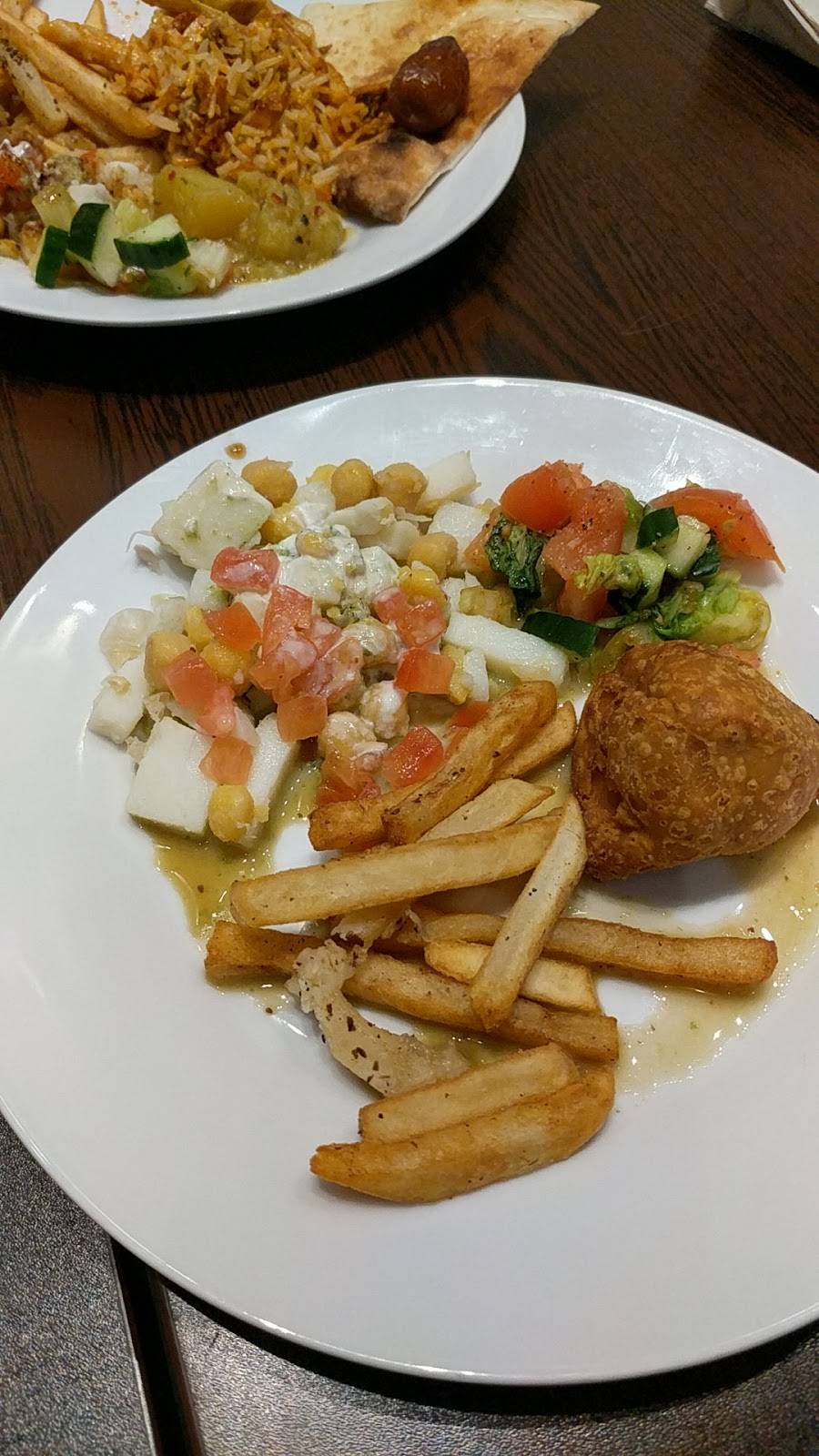 Aunty’s Kitchen - Eglinton | restaurant | 1018 Eglinton Ave E, Mississauga, ON L4W 1K3, Canada | 9052060000 OR +1 905-206-0000