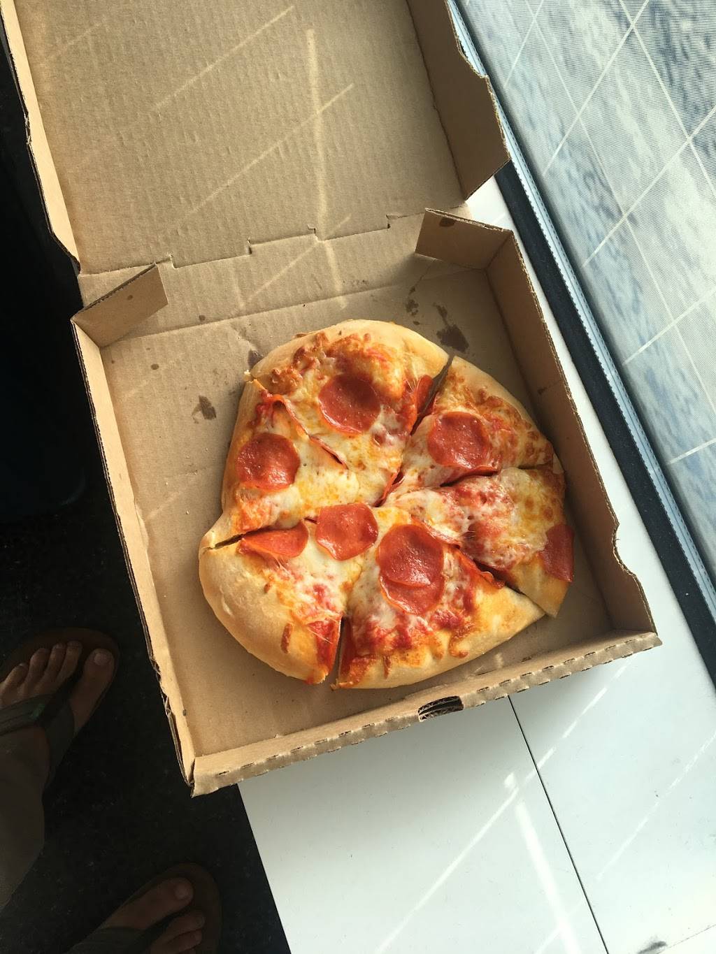 Oak Pizza | restaurant | Terminal 1, 1 Airport Dr, Oakland, CA 94621, USA | 8773258777 OR +1 877-325-8777