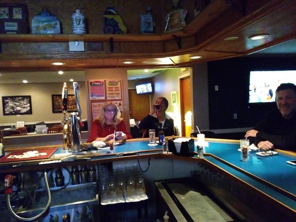 Blue Lantern Steak & Seafood | restaurant | 928 E McKinley Ave, Mishawaka, IN 46545, USA | 5742552005 OR +1 574-255-2005