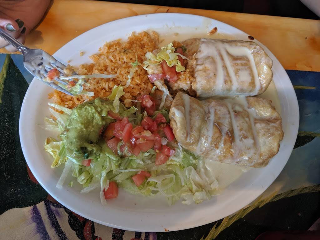 El Burrito Loco | restaurant | 15238 Isabella Dr, Big Rapids, MI 49307, USA | 2317968704 OR +1 231-796-8704