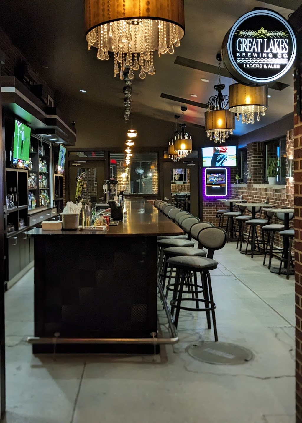 Savoria Bar & Grill | restaurant | 7703 Reynolds Rd, Mentor, OH 44060, USA | 4409517100 OR +1 440-951-7100