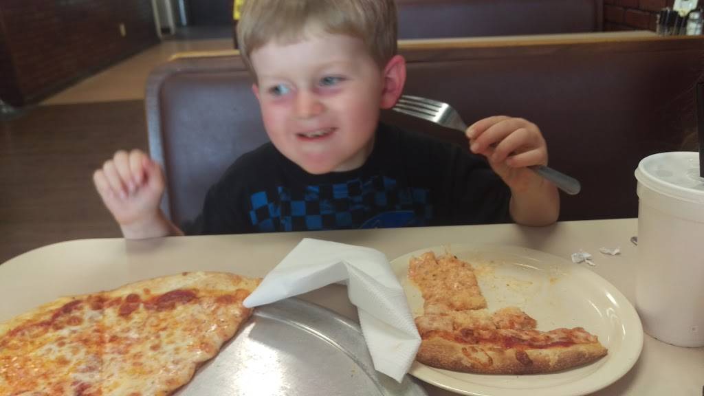 Angelos Pizzeria | restaurant | 2465 1211, Stafford Dr, Princeton, WV 24740, USA | 3044878924 OR +1 304-487-8924