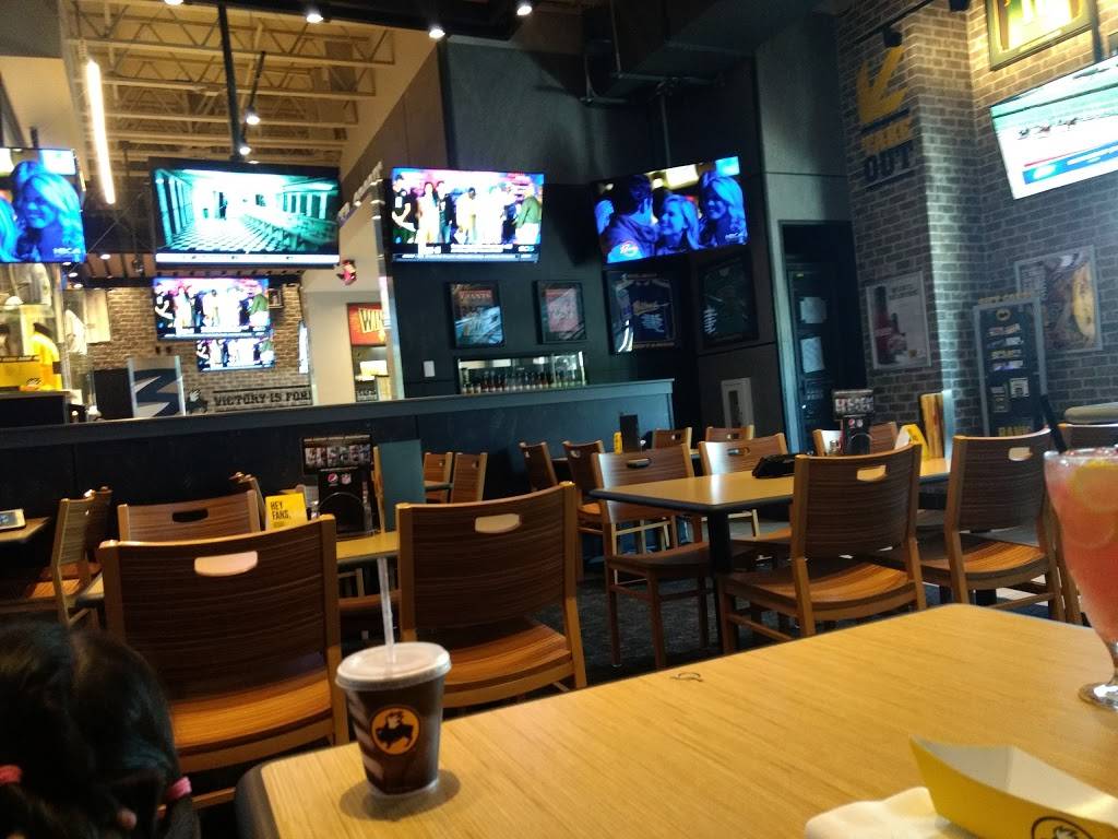 Buffalo Wild Wings | restaurant | 6805 Camino Arroyo, Gilroy, CA 95020, USA | 4088421668 OR +1 408-842-1668