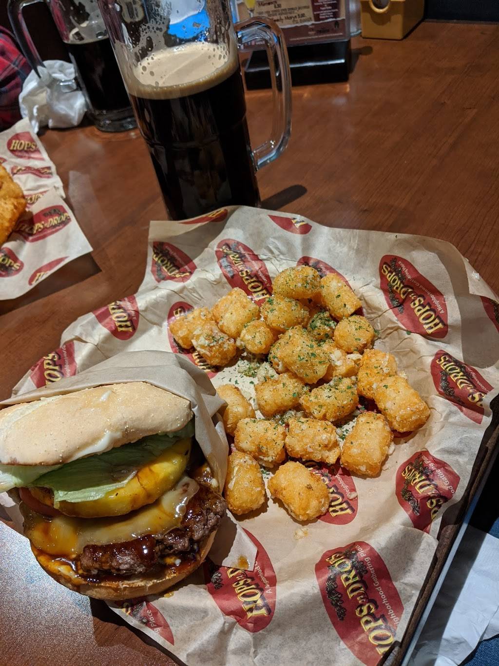Hops n Drops | restaurant | 8851 Destination Dr #115, Broomfield, CO 80021, USA | 7203794456 OR +1 720-379-4456