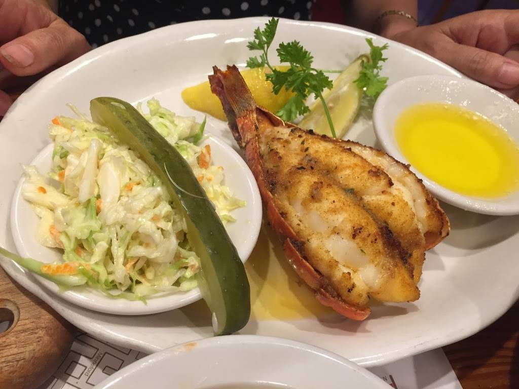 Sammys Shrimp Box | restaurant | 64 City Island Ave, Bronx, NY 10464, USA | 7188853200 OR +1 718-885-3200