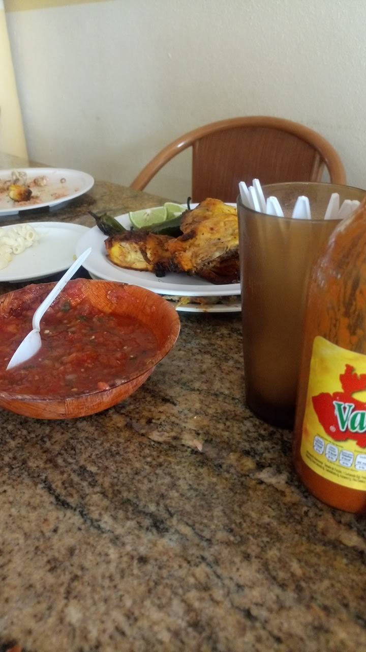 Rey del Pollo Suc. Bellas Artes | restaurant | Blvd. de las Bellas Artes 19422, Nueva Tijuana, 24435 Tijuana, B.C., Mexico | 016646472160 OR +52 664 647 2160