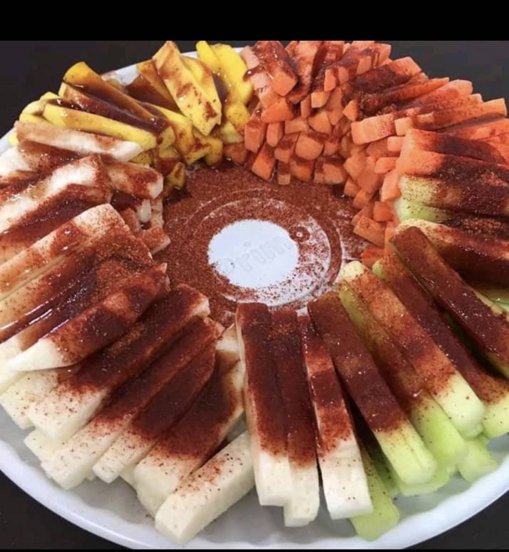 Deli tacos & café Divina | restaurant | 659 E Market St, Salinas, CA 93905, USA | 8314442560 OR +1 831-444-2560