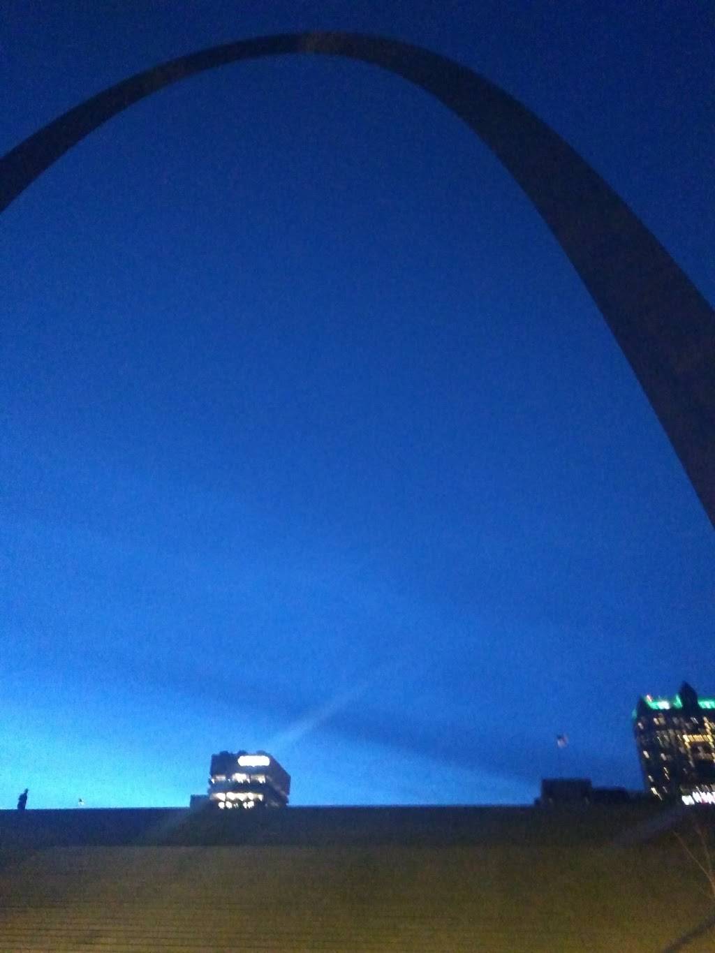 Arch Cafe, LLC | restaurant | 11 N 4th St, St. Louis, MO 63102, USA | 3473807253 OR +1 347-380-7253