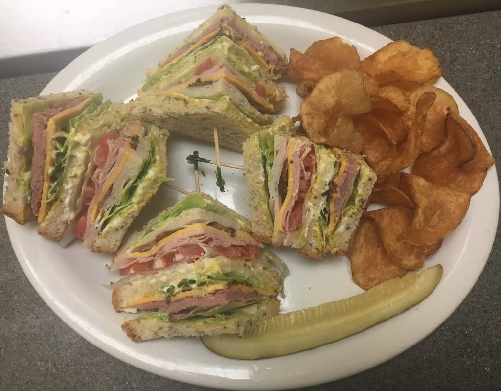 Hometown Grill | restaurant | 1931 Tamiami Trail #10, Port Charlotte, FL 33948, USA | 9416295898 OR +1 941-629-5898