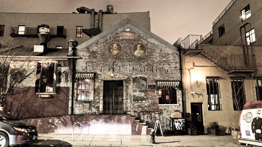 Viva Toro | restaurant | 188 Berry St, Brooklyn, NY 11211, USA | 7183842138 OR +1 718-384-2138