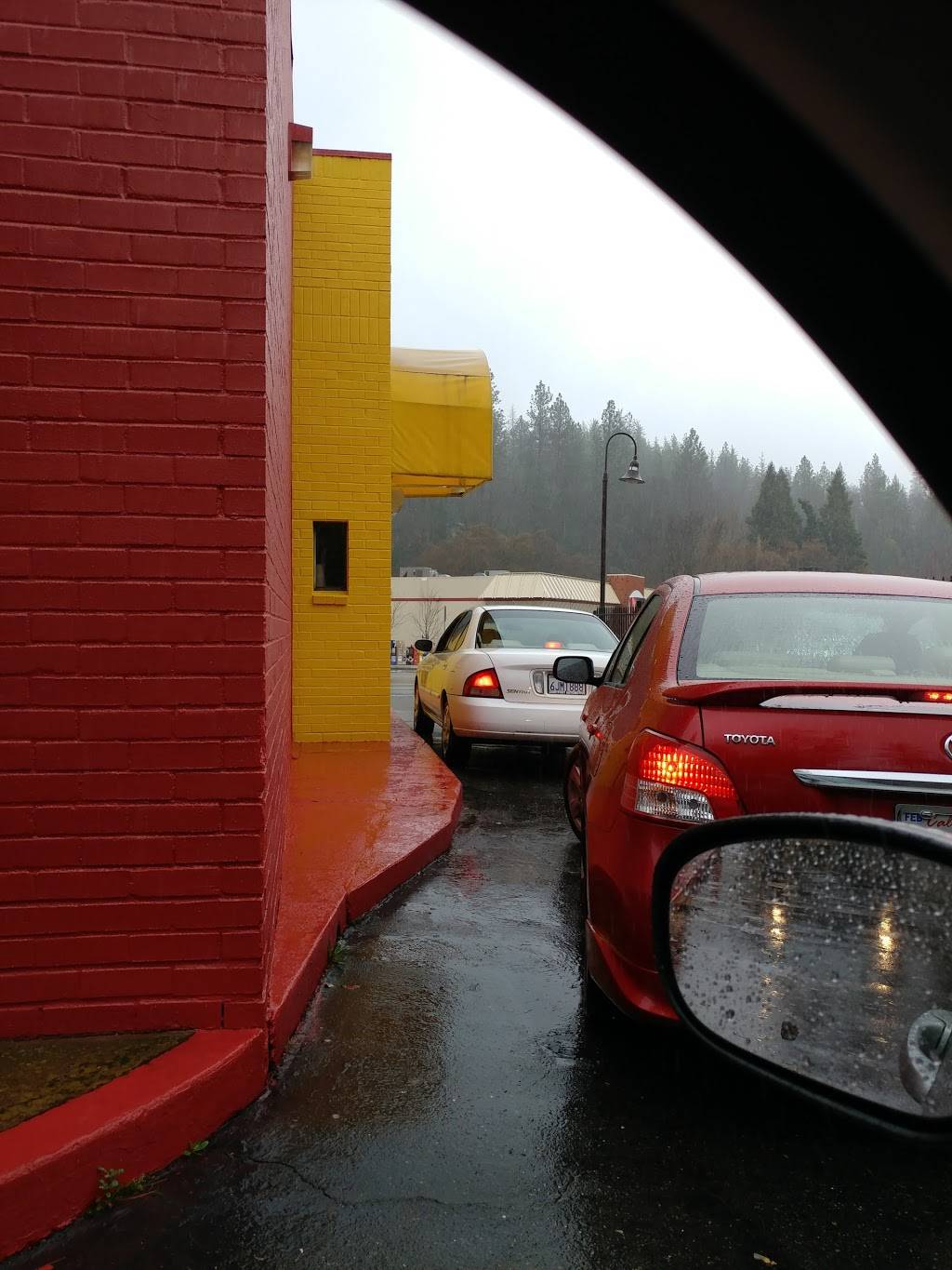 Wienerschnitzel | restaurant | 1365 Broadway, Placerville, CA 95667, USA | 5302958255 OR +1 530-295-8255