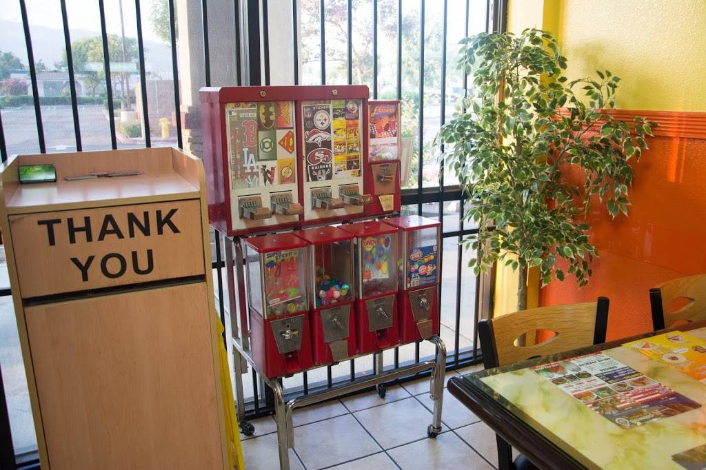 Carnitas El Pareja | restaurant | 8205 8211 Redwood Ave, Fontana, CA 92335, USA | 9094796786 OR +1 909-479-6786