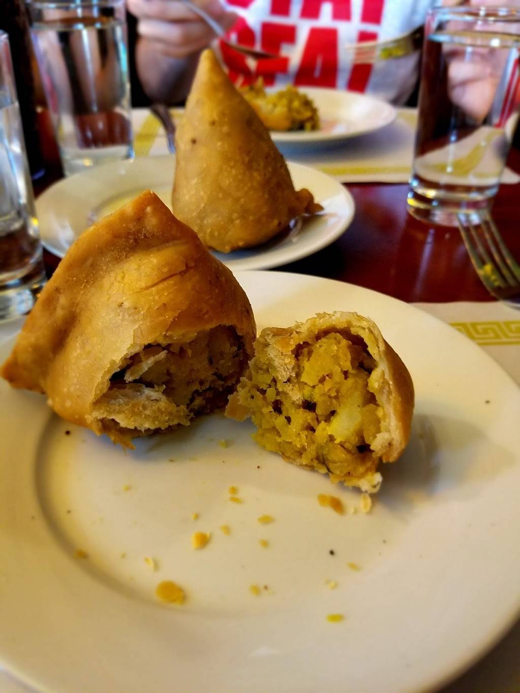 Diwan Indian Restaurant and Bar | restaurant | 405 S Broadway, Hicksville, NY 11801, USA | 5165131057 OR +1 516-513-1057