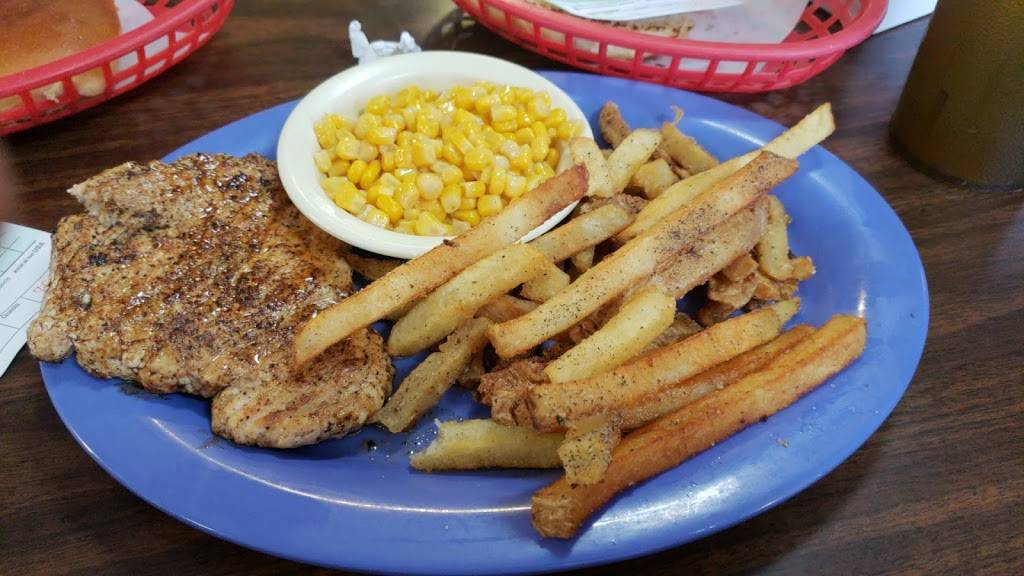 Radickes Bluebonnet Grill | restaurant | 237 N Ww White Rd, San Antonio, TX 78219, USA | 2103374007 OR +1 210-337-4007