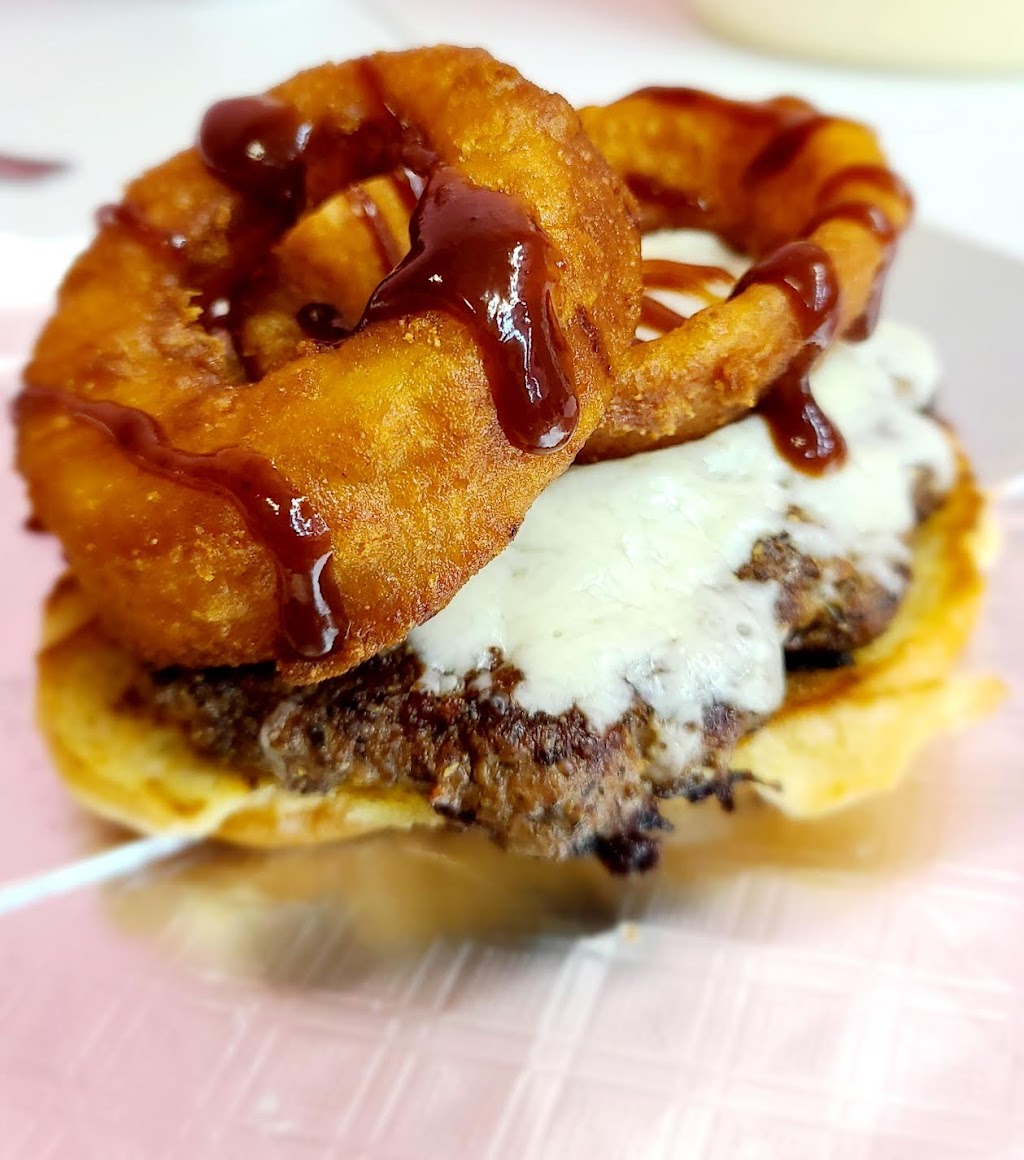 The shaq | restaurant | 1614 16th Ave E, Cordele, GA 31015, USA | 2294623665 OR +1 229-462-3665