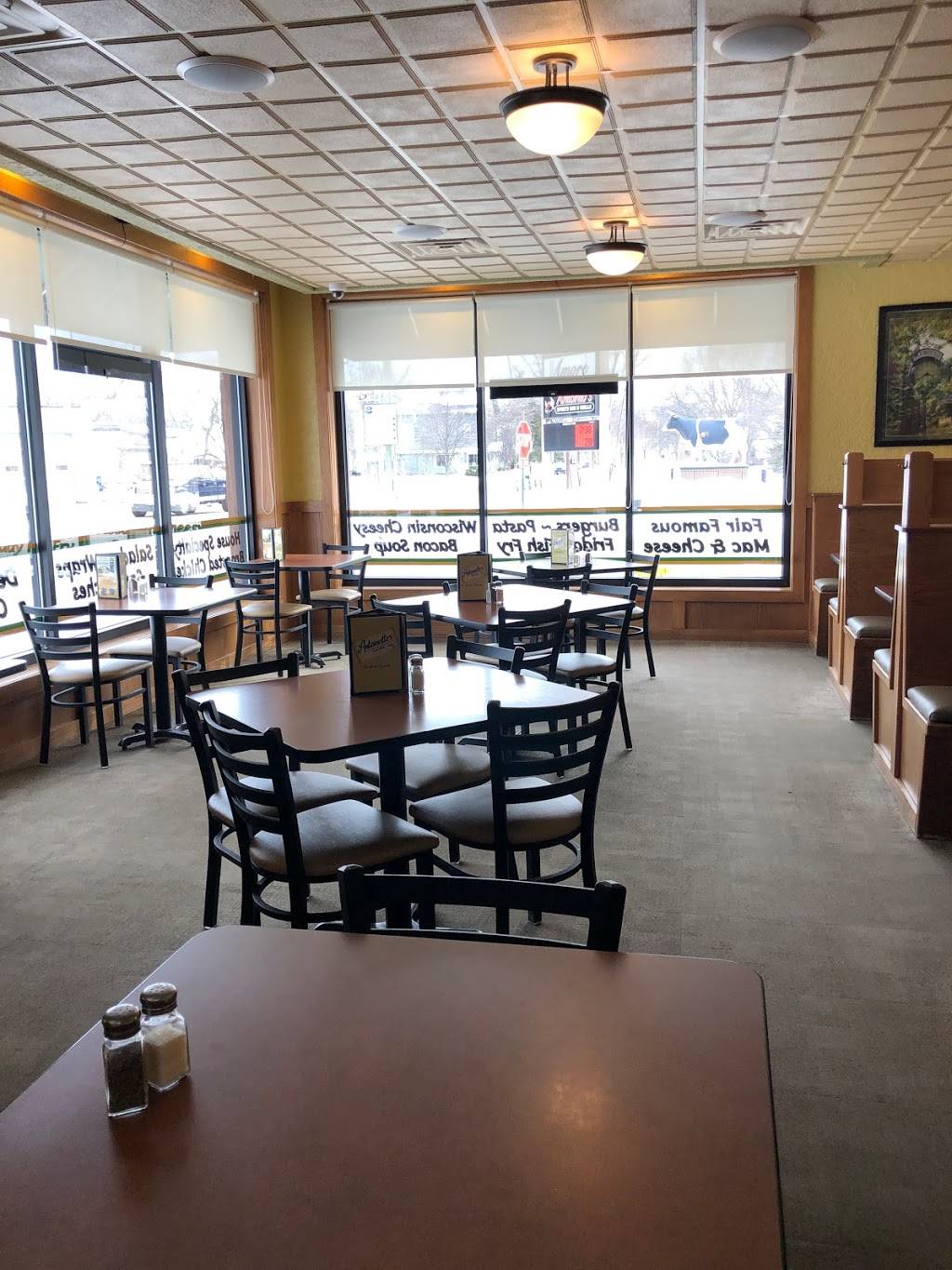 Antoinettes Casual Dining | restaurant | 18 W Mill St, Plymouth, WI 53073, USA | 9208922161 OR +1 920-892-2161