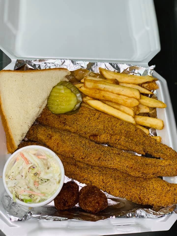 Wings Take Out | restaurant | 1423 W Roosevelt Rd, Little Rock, AR 72206, USA | 5017472121 OR +1 501-747-2121