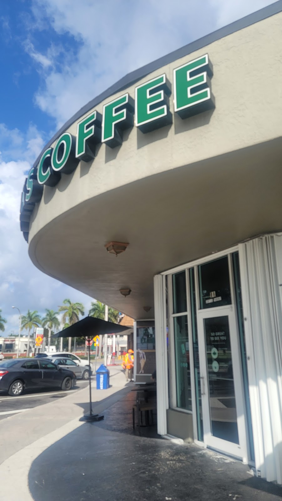 Starbucks | cafe | 52 Curtiss Pkwy, Miami Springs, FL 33166, USA | 3058852296 OR +1 305-885-2296