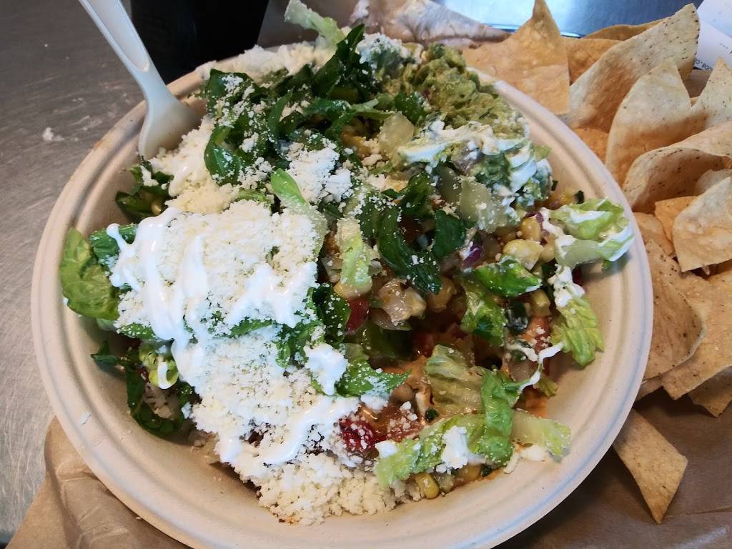 QDOBA Mexican Eats | restaurant | 5401 Caddis Bend, Fitchburg, WI 53711, USA | 6084429400 OR +1 608-442-9400