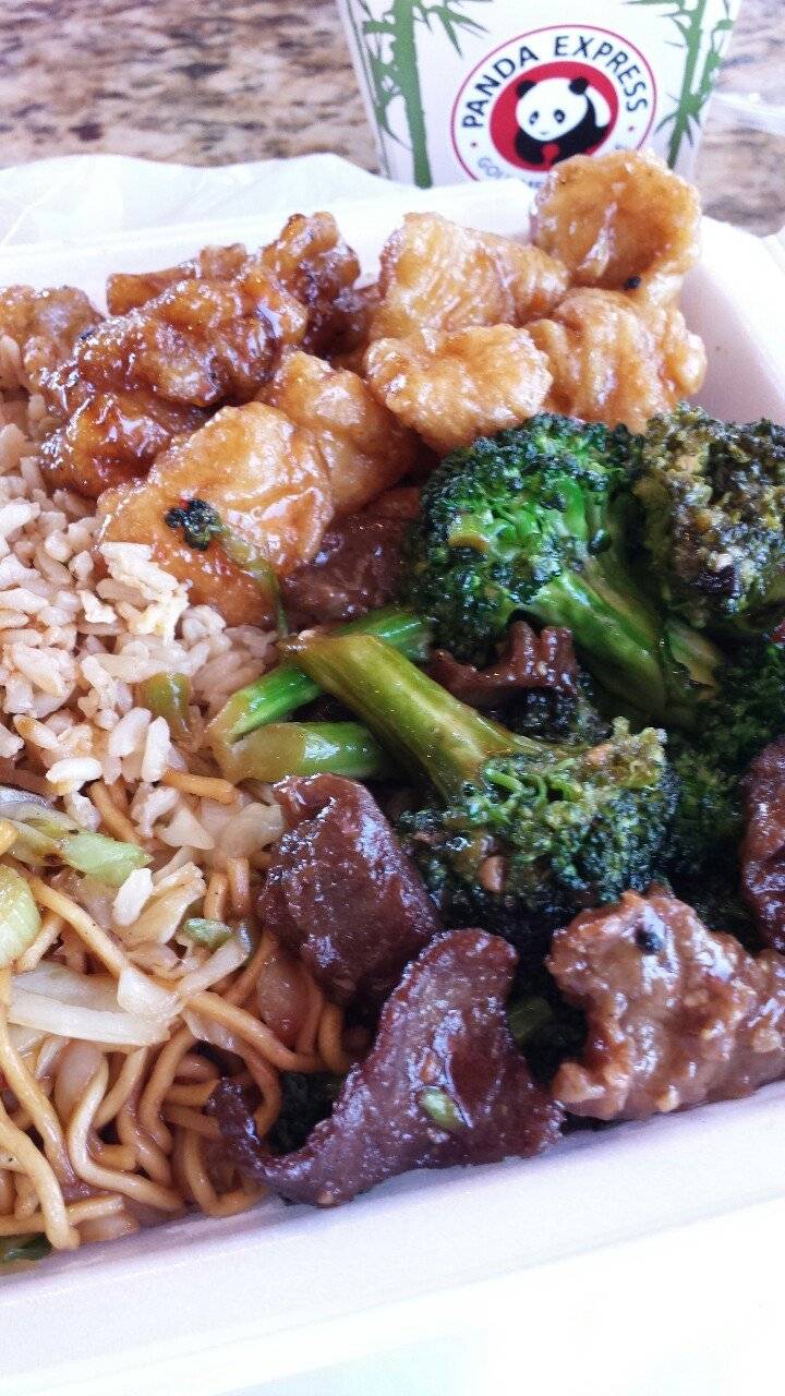 Panda Express | meal takeaway | 44421 20th St E, Lancaster, CA 93535, USA | 6617231907 OR +1 661-723-1907