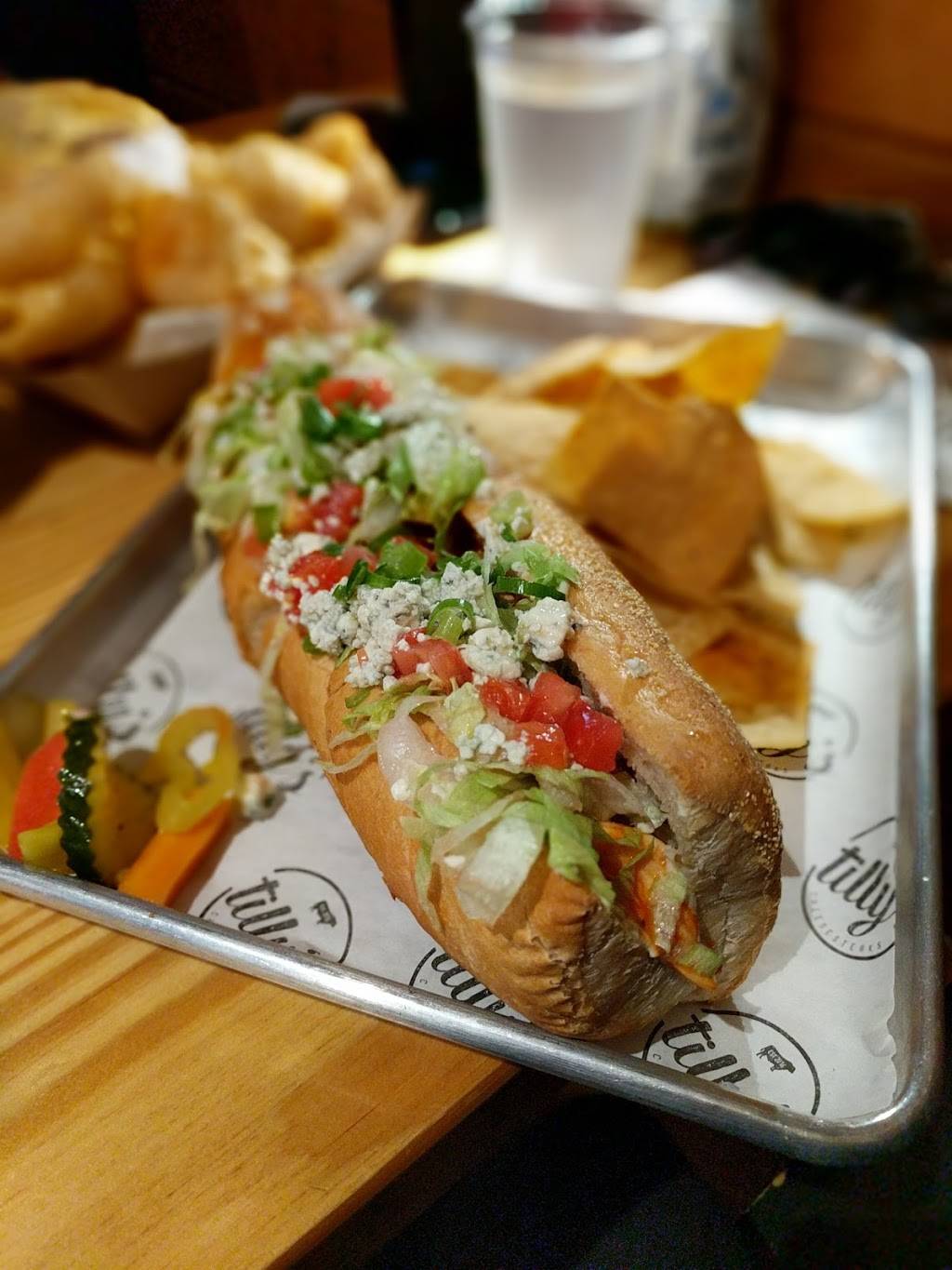 Tillys Cheesesteaks | restaurant | 3711 Kingstown Rd, West Kingston, RI 02892, USA | 4017837711 OR +1 401-783-7711