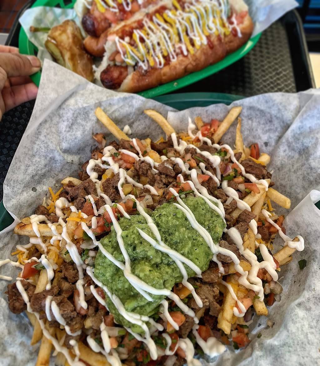 Emilio’s Tacos & Hotdogs | restaurant | 13803 N 19th Ave, Phoenix, AZ 85023, USA | 6028101468 OR +1 602-810-1468