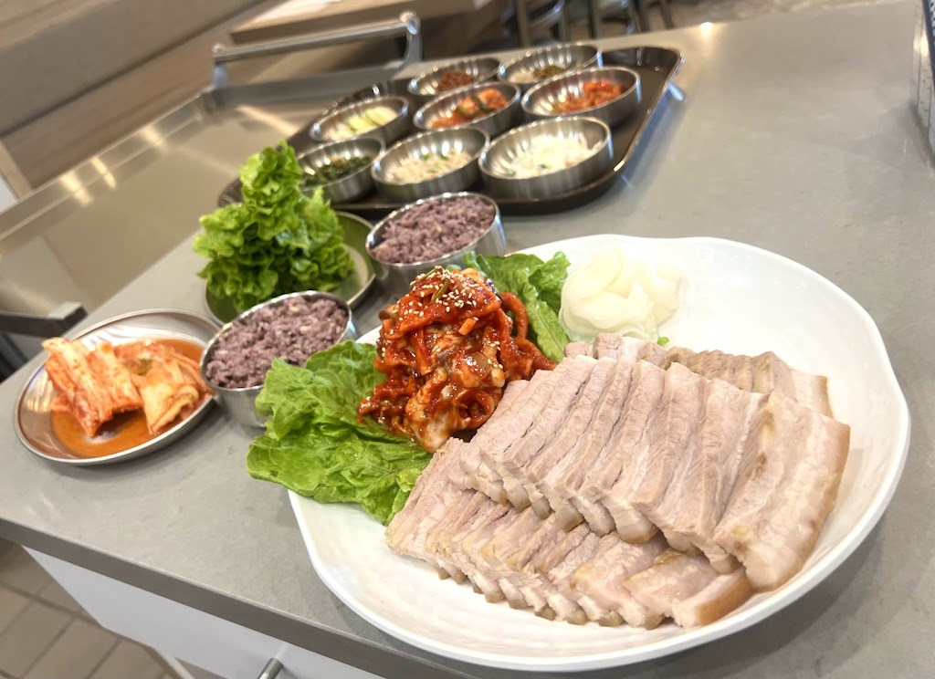 다미한식당 Damee Korean Restaurant | restaurant | 4520 Beach Blvd, Buena Park, CA 90621, USA | 7147358904 OR +1 714-735-8904