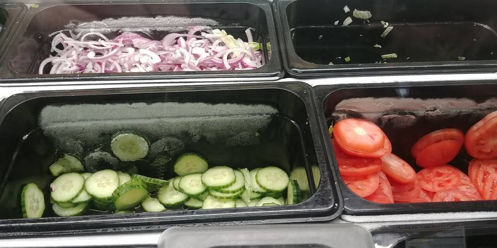 Subway | restaurant | 40 Bristol Rd E 3 Sandalwood Square Shopping Centre, Unit 403, Mississauga, ON L4Z 3K8, Canada | 9058909133 OR +1 905-890-9133