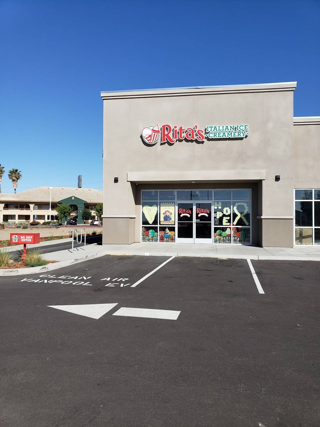 Ritas Italian Ice & Frozen Custard | restaurant | 16609 Harlan Rd, Lathrop, CA 95330, USA | 2092995550 OR +1 209-299-5550