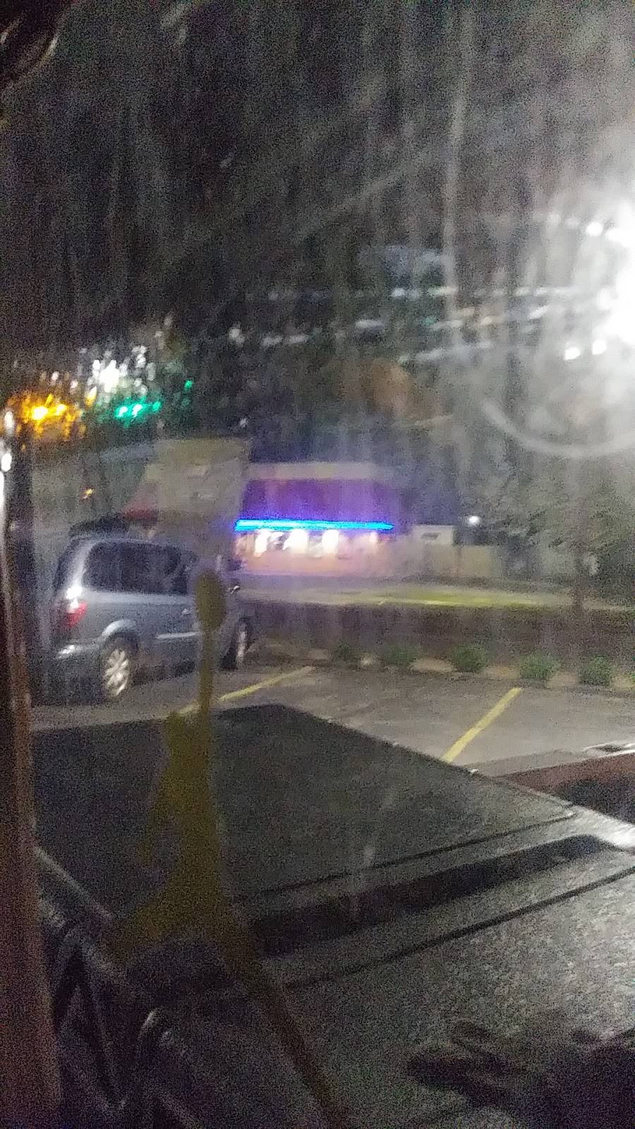 Dairy Queen Grill & Chill | restaurant | 691 E Wilbeth Rd, Akron, OH 44306, USA | 3307242050 OR +1 330-724-2050