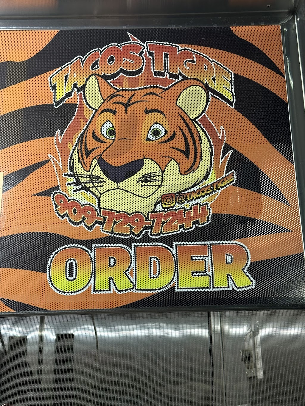 Tacos Tigre | restaurant | 1700 E Highland Ave, San Bernardino, CA 92404, USA | 9097297244 OR +1 909-729-7244