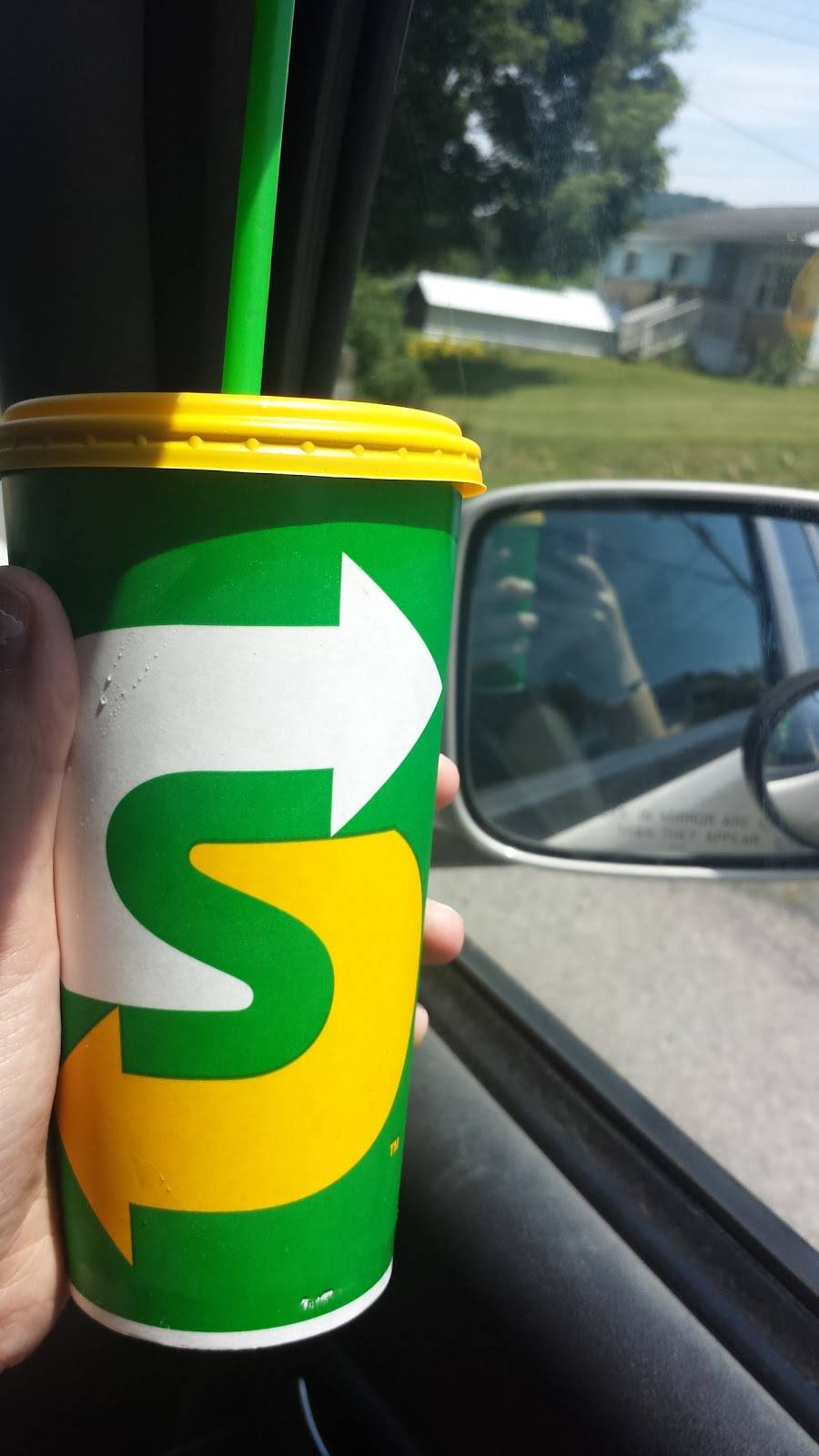 Subway Restaurants | restaurant | 10048 Frankfort Hwy, Fort Ashby, WV 26719, USA | 3042982100 OR +1 304-298-2100