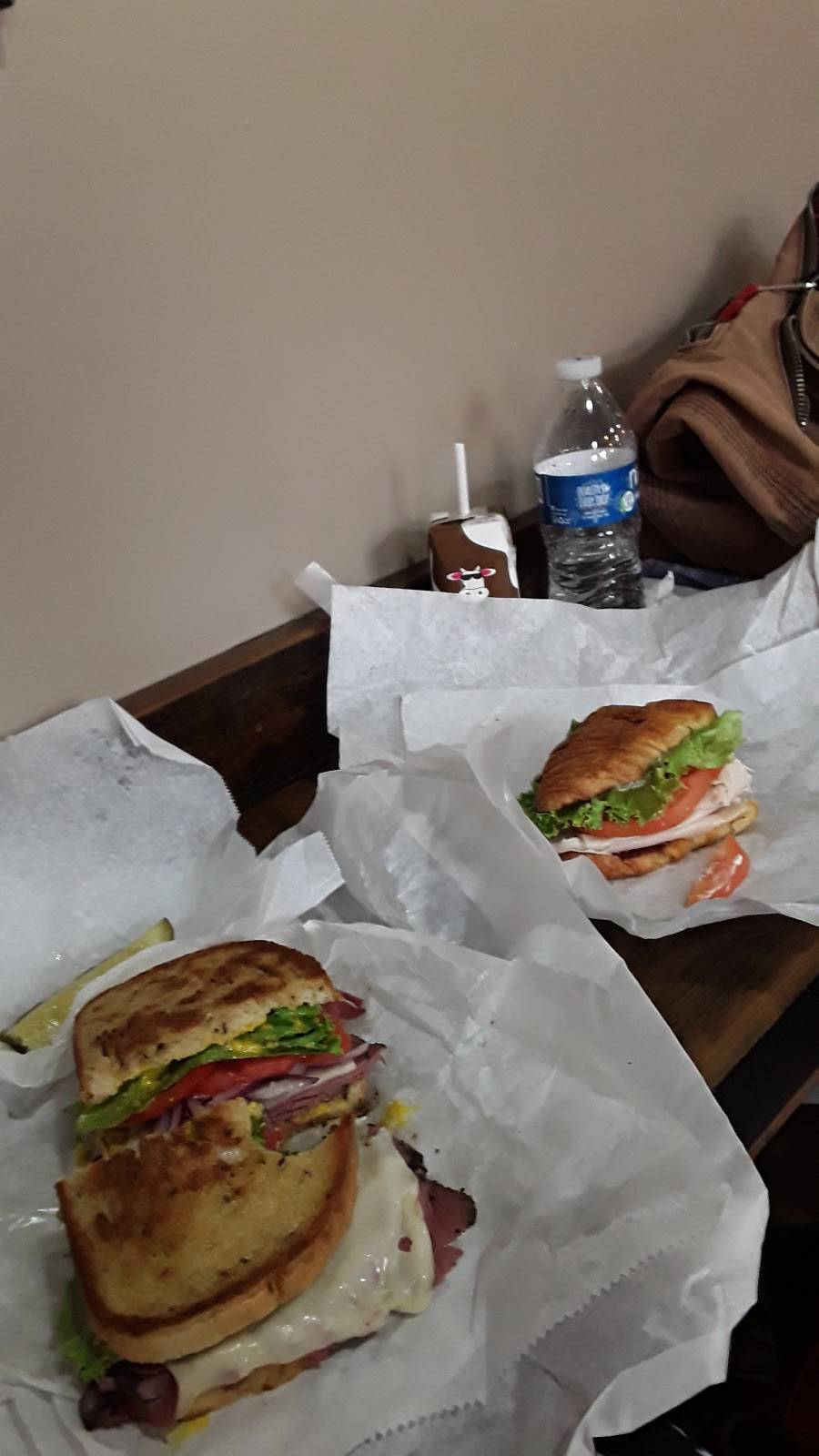 The Southern Engine Deli | restaurant | 1200 Clinton St Suite 20, Nashville, TN 37203, USA | 6156787647 OR +1 615-678-7647