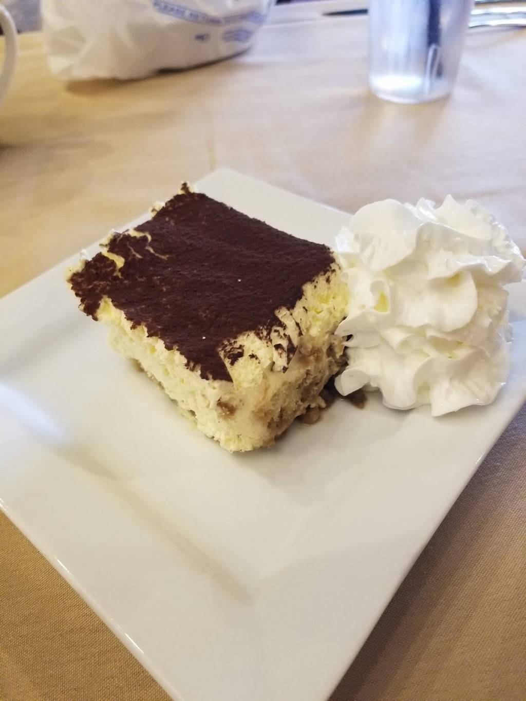 Peppers Italian Restaurant & Bar | restaurant | 175 Town Center Rd, King of Prussia, PA 19406, USA | 6102652416 OR +1 610-265-2416