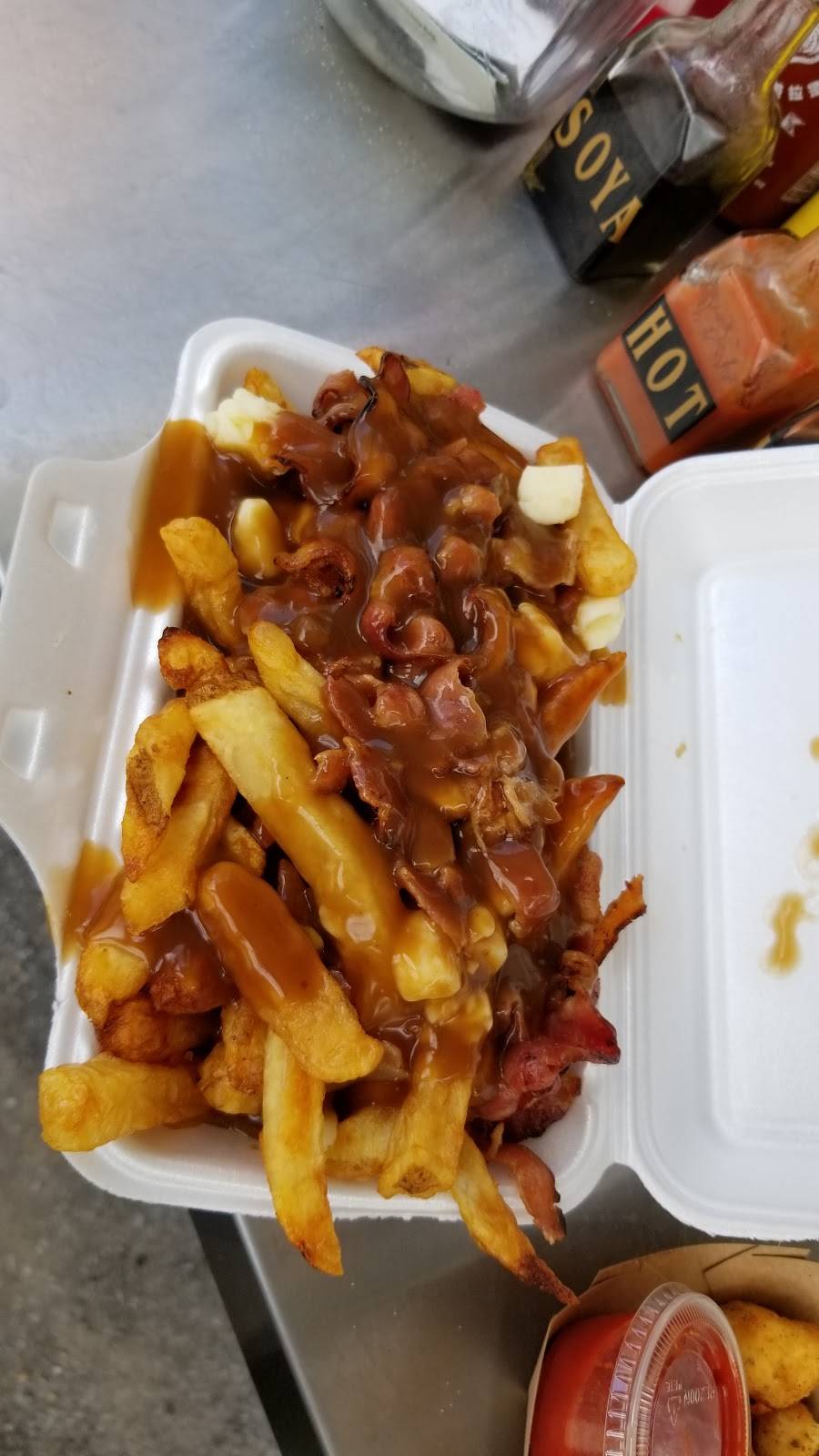 3’s Company Chip Wagon | restaurant | 3003 St Joseph Blvd, Orléans, ON K1E 1E1, Canada | 6138680164 OR +1 613-868-0164