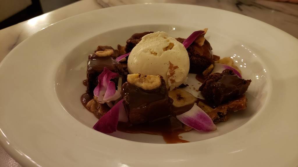 HEW Parlor & Chophouse | restaurant | 453 Edgewater Dr, Dunedin, FL 34698, USA | 7276835990 OR +1 727-683-5990