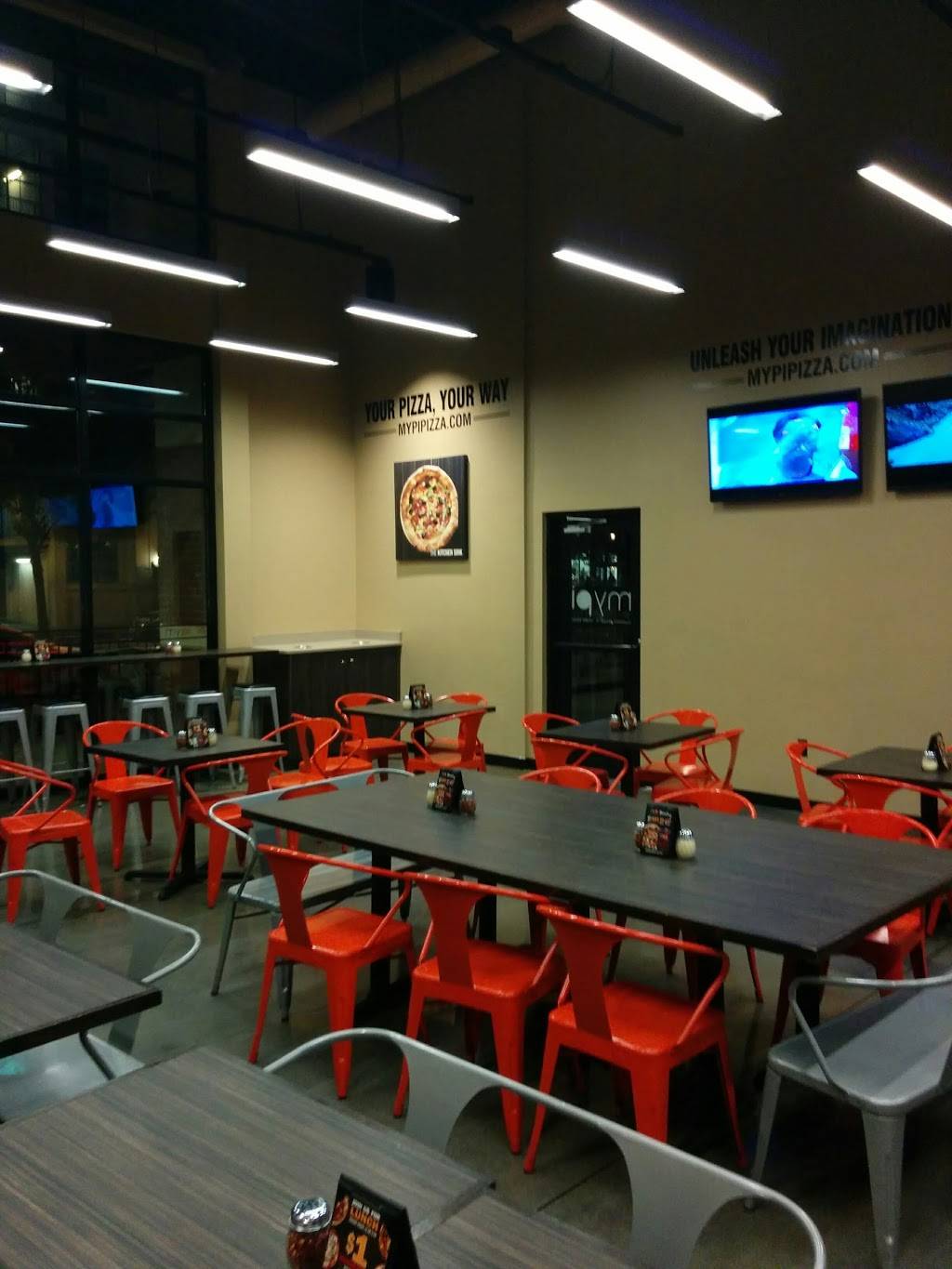 Cinemark City Center 12 | restaurant | 11810 Fountain Way, Newport News, VA 23606, USA | 7575259959 OR +1 757-525-9959