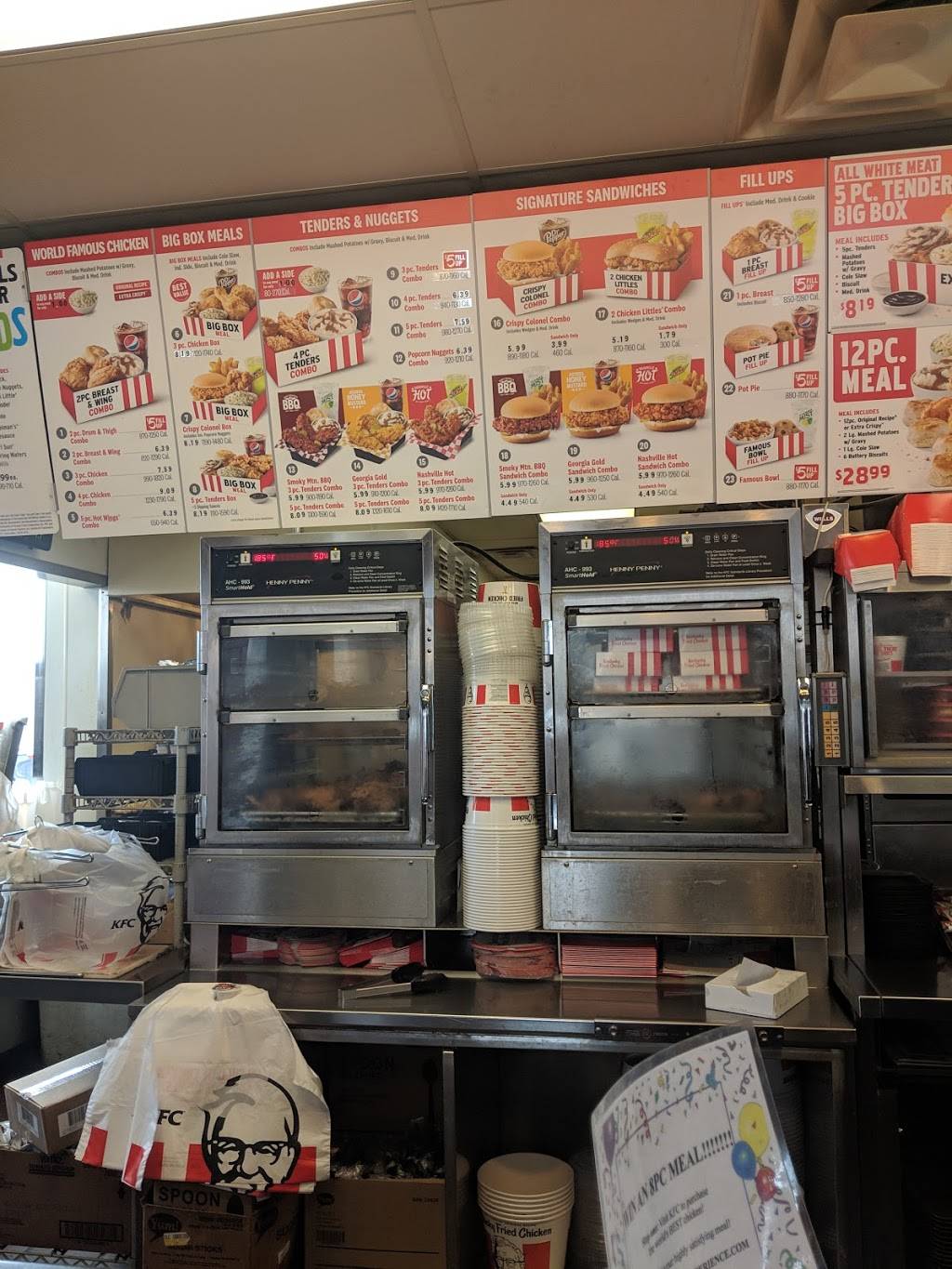 KFC | restaurant | 3299 Canfield Rd, Youngstown, OH 44511, USA | 3307938565 OR +1 330-793-8565