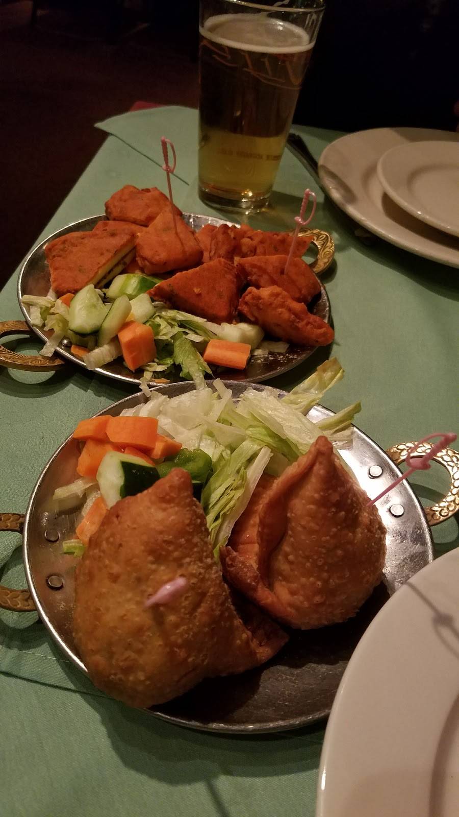 Coriander Bistro | restaurant | 5 Post Office Square, Sharon, MA 02067, USA | 7817842300 OR +1 781-784-2300