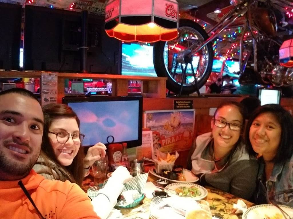 Barneys Beanery | restaurant | 99 E Colorado Blvd, Pasadena, CA 91105, USA | 6264059777 OR +1 626-405-9777