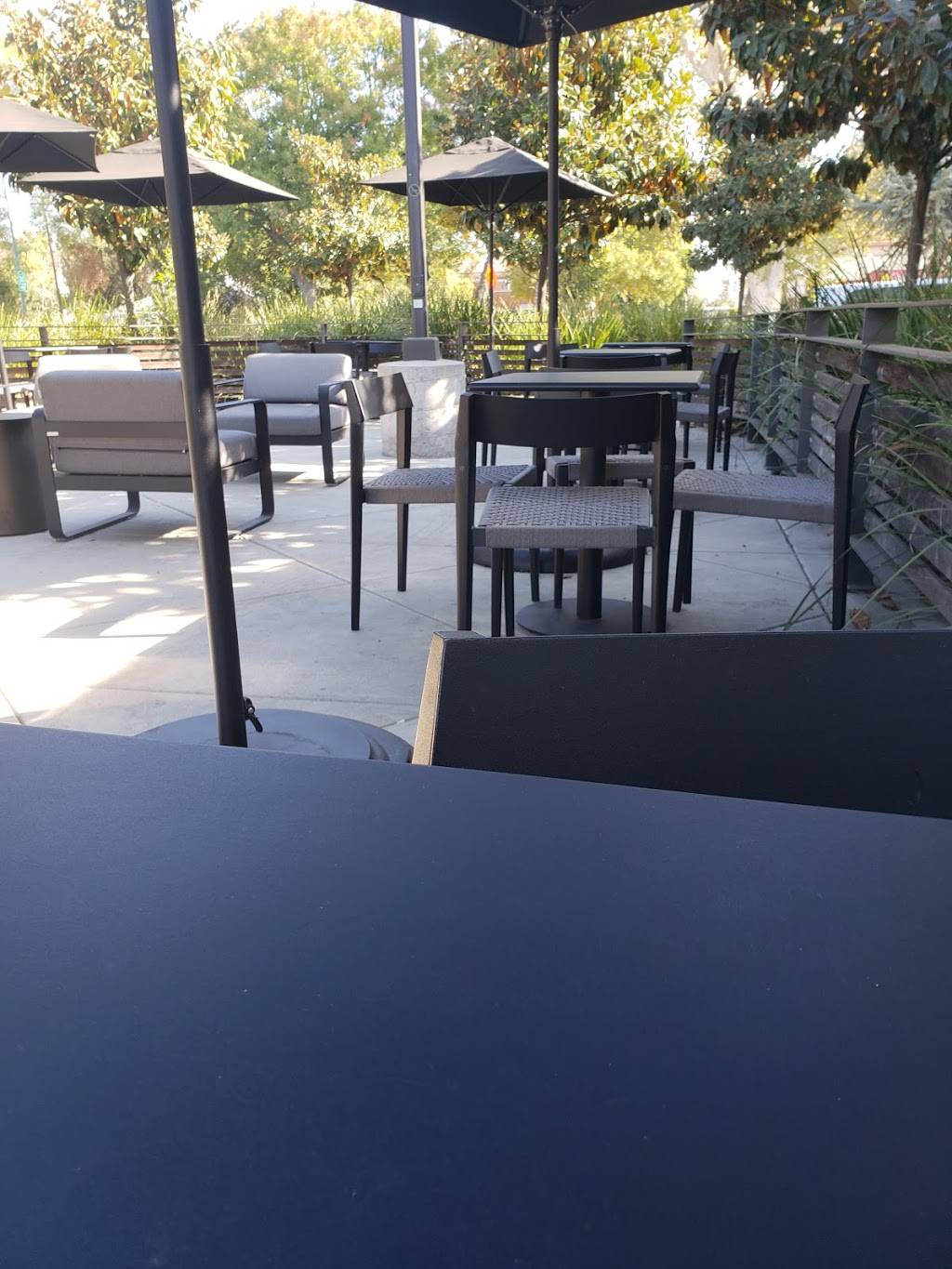 Starbucks | cafe | 1615 Colusa Hwy Ste 100, Yuba City, CA 95993, USA | 5307517187 OR +1 530-751-7187