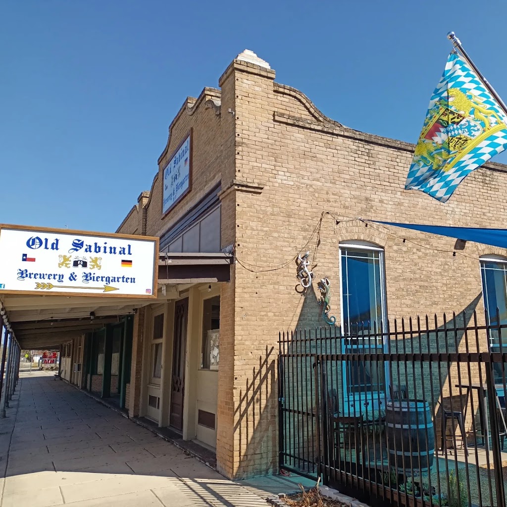 Old Sabinal Brewery & Biergarten | restaurant | 412 N Center St, Sabinal, TX 78881, USA | 8305220024 OR +1 830-522-0024