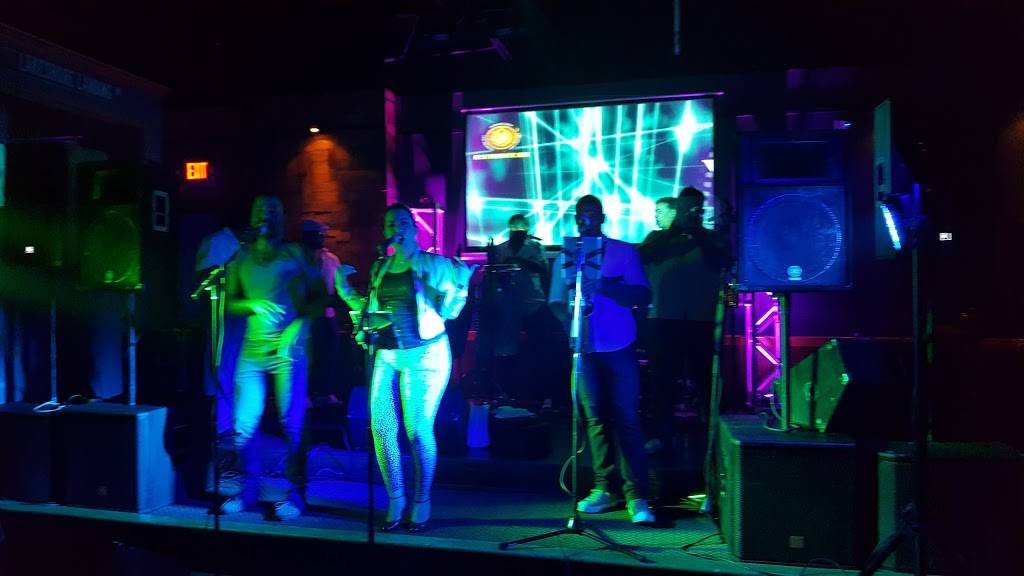 Banana Bay Bar & Grill | restaurant | 7500 Bellaire Blvd F23, Houston, TX 77036, USA | 8327671856 OR +1 832-767-1856