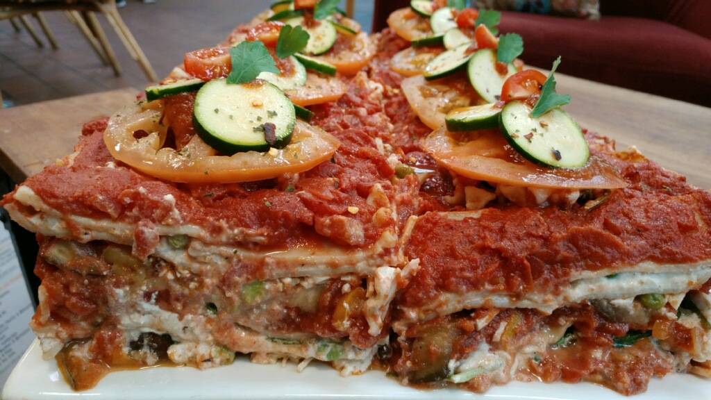 Organic Corner | restaurant | 37 Broadway, Massapequa, NY 11758, USA | 5167985670 OR +1 516-798-5670