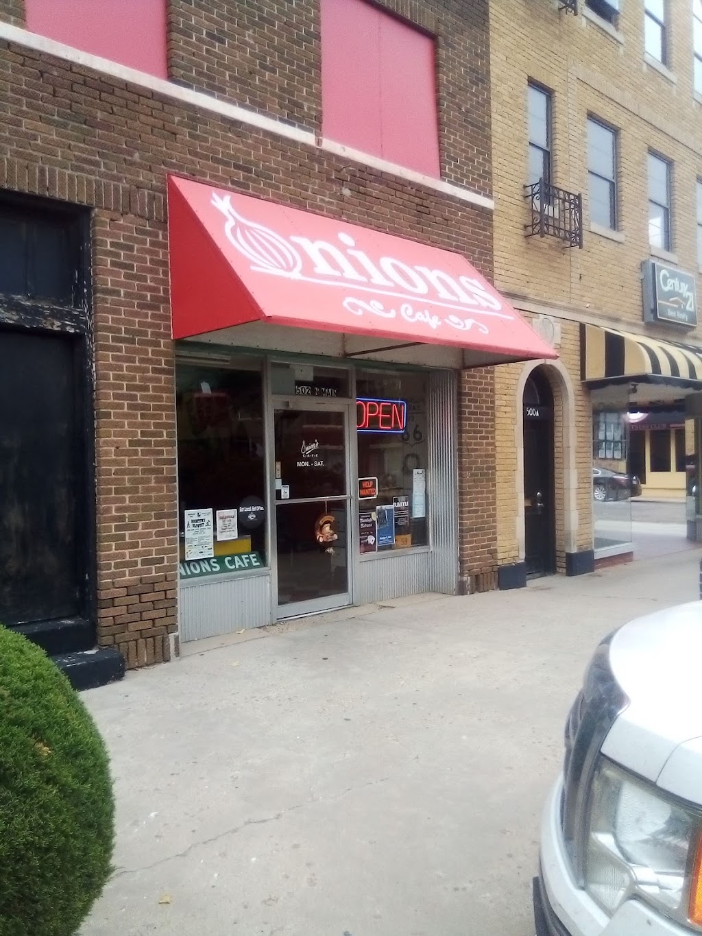 Onions | restaurant | 502 N Main St, Borger, TX 79007, USA | 8062738263 OR +1 806-273-8263