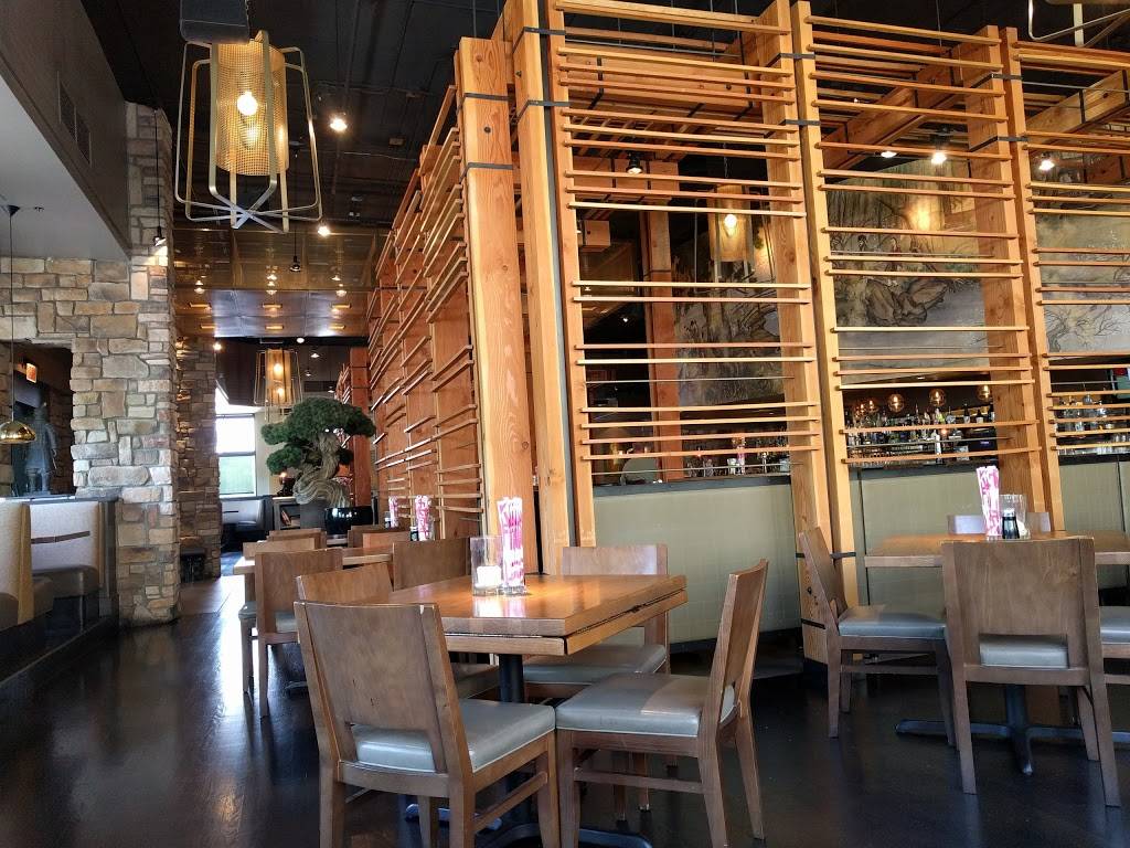 P.F. Changs | meal takeaway | 7132 E Greenway Pkwy, Scottsdale, AZ 85254, USA | 4803672999 OR +1 480-367-2999