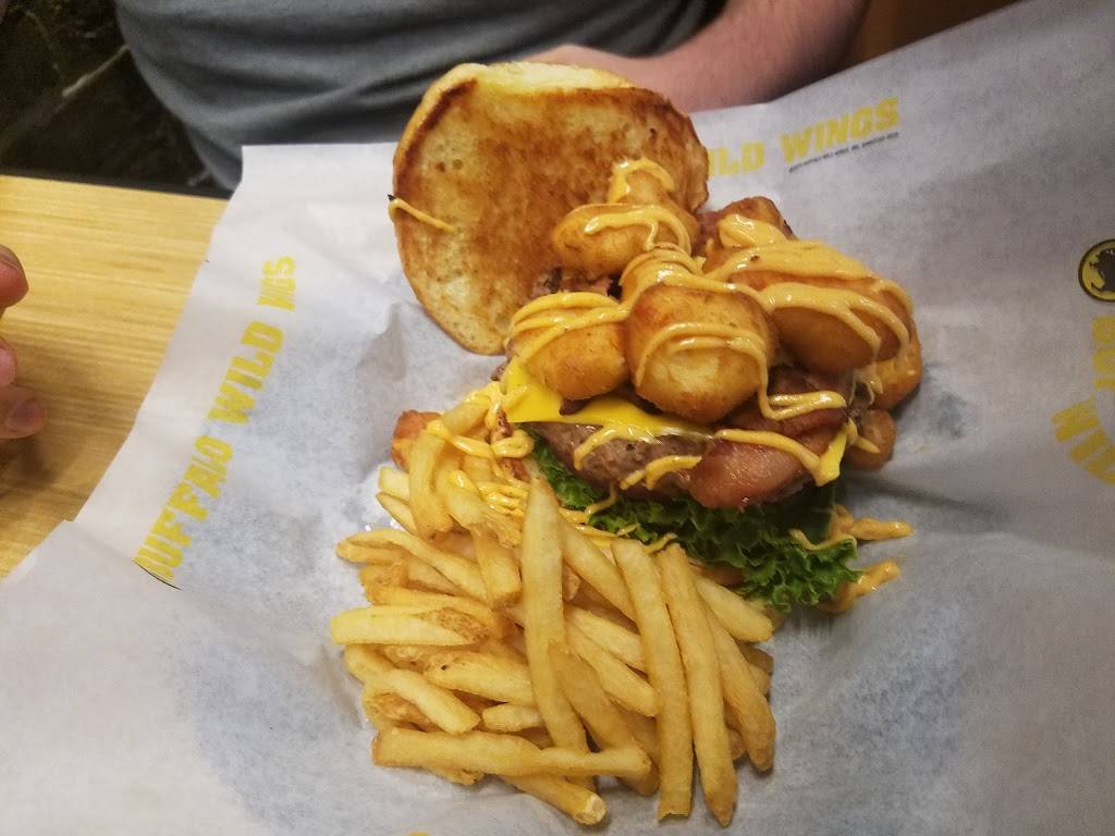 Buffalo Wild Wings | restaurant | 2090 Diamond Blvd, Concord, CA 94520, USA | 9256099784 OR +1 925-609-9784