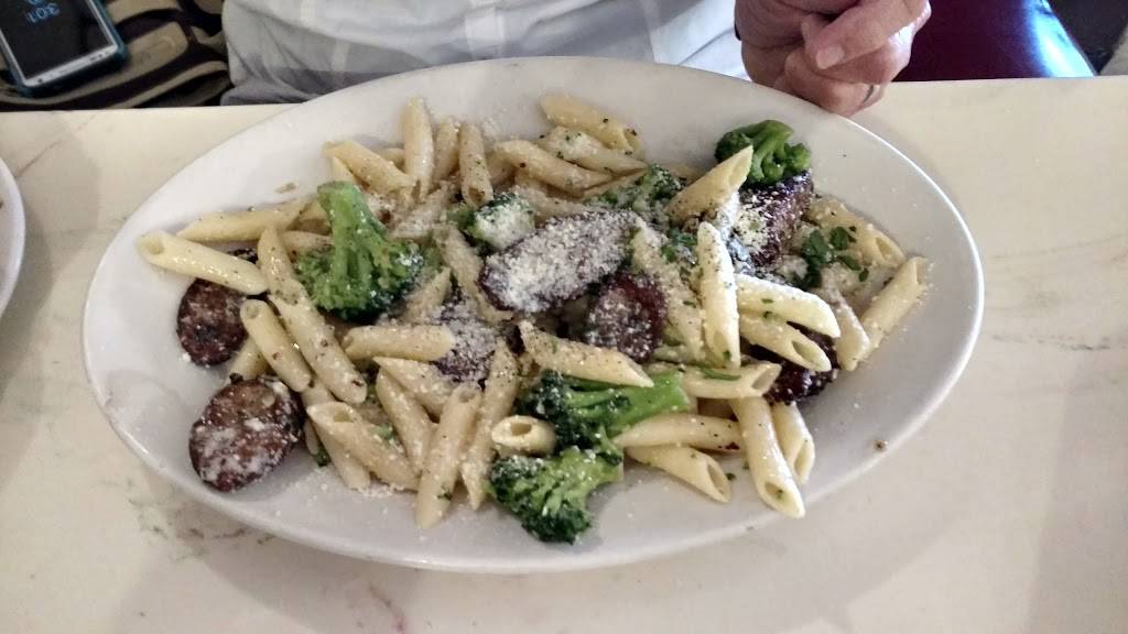 Italia Mia Restaurant | restaurant | 1165 62nd Ave N, St. Petersburg, FL 33702, USA | 7275278451 OR +1 727-527-8451