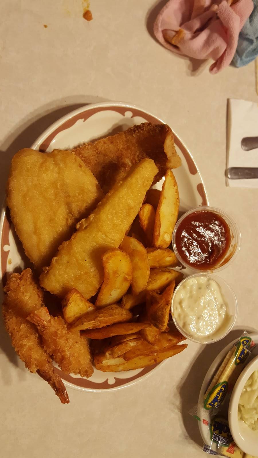 Merry Go Round Restaurant | restaurant | 2101 N Fares Ave, Evansville, IN 47711, USA | 8124236388 OR +1 812-423-6388