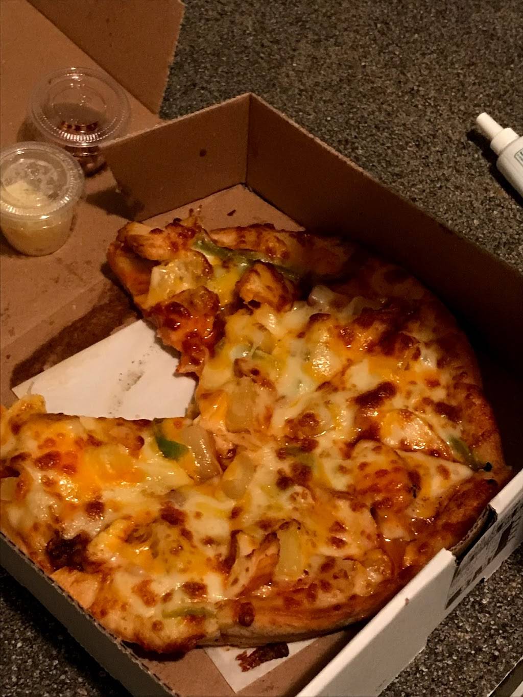 Tjs Pizza | restaurant | 602 N Elm St, Denton, TX 76201, USA | 9403833333 OR +1 940-383-3333